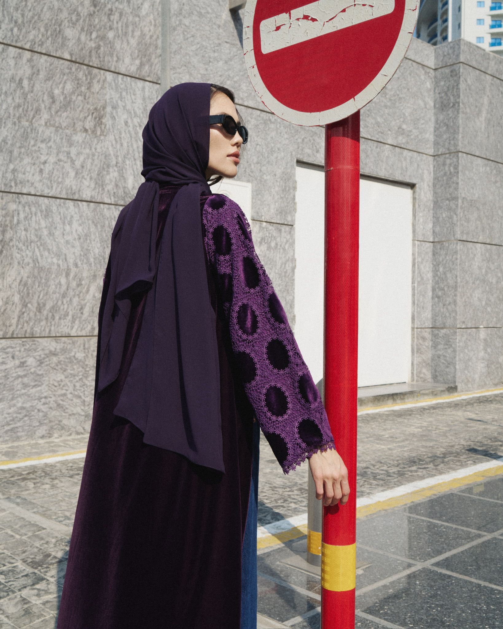 Luna in dark purple (3)